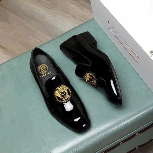 Cheap Versace Leather Shoes For Men #1208301 Replica Wholesale [$76.00 USD] [ITEM#1208301] on Replica Versace Leather Shoes