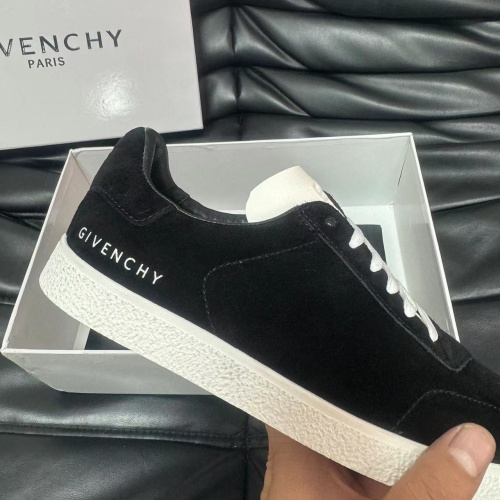 Cheap Givenchy Casual Shoes For Men #1208606 Replica Wholesale [$72.00 USD] [ITEM#1208606] on Replica Givenchy Casual Shoes