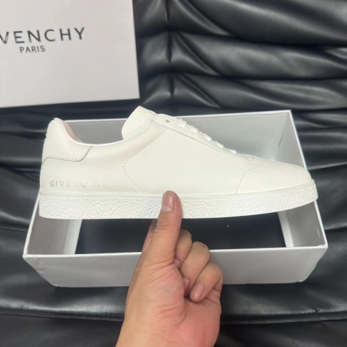 Cheap Givenchy Casual Shoes For Men #1208609 Replica Wholesale [$72.00 USD] [ITEM#1208609] on Replica Givenchy Casual Shoes