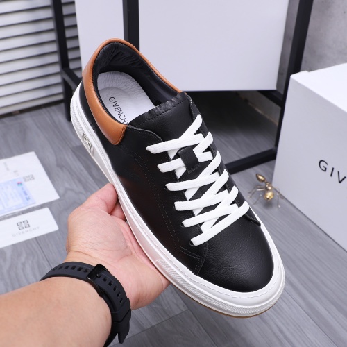 Cheap Givenchy Casual Shoes For Men #1208621 Replica Wholesale [$76.00 USD] [ITEM#1208621] on Replica Givenchy Casual Shoes