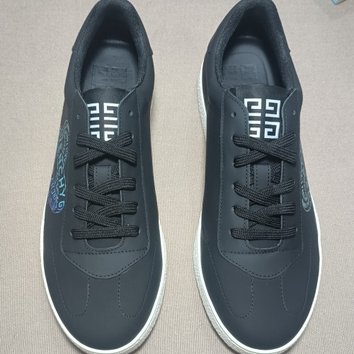 Cheap Givenchy Casual Shoes For Men #1208633 Replica Wholesale [$76.00 USD] [ITEM#1208633] on Replica Givenchy Casual Shoes