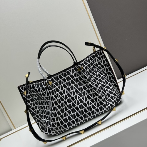 Cheap Valentino AAA Quality Handbags For Women #1208808 Replica Wholesale [$112.00 USD] [ITEM#1208808] on Replica Valentino AAA Quality Handbags