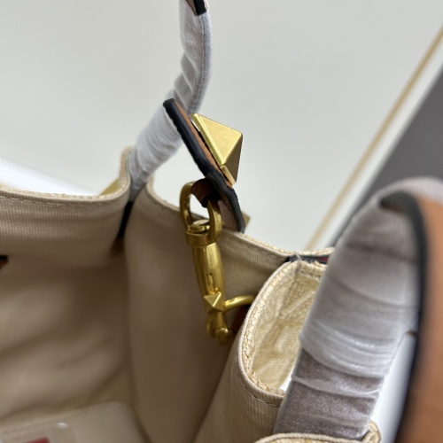 Cheap Valentino AAA Quality Handbags For Women #1208815 Replica Wholesale [$105.00 USD] [ITEM#1208815] on Replica Valentino AAA Quality Handbags