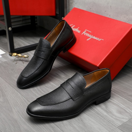 Cheap Salvatore Ferragamo Leather Shoes For Men #1209339 Replica Wholesale [$102.00 USD] [ITEM#1209339] on Replica Salvatore Ferragamo Leather Shoes