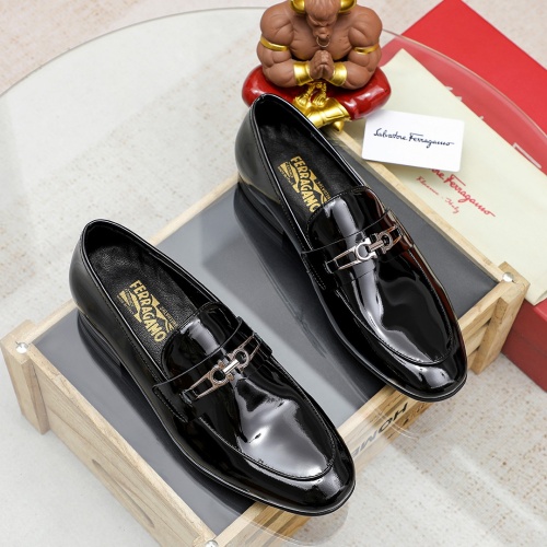 Cheap Salvatore Ferragamo Leather Shoes For Men #1209562 Replica Wholesale [$80.00 USD] [ITEM#1209562] on Replica Salvatore Ferragamo Leather Shoes