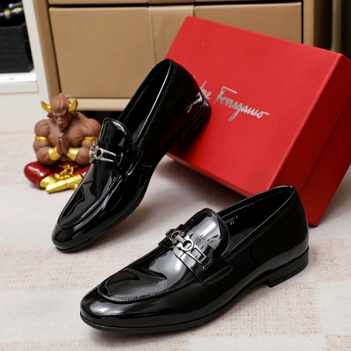 Cheap Salvatore Ferragamo Leather Shoes For Men #1209562 Replica Wholesale [$80.00 USD] [ITEM#1209562] on Replica Salvatore Ferragamo Leather Shoes