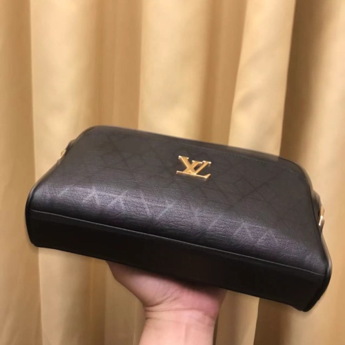 Cheap Louis Vuitton AAA Man Messenger Bags #1209595 Replica Wholesale [$92.00 USD] [ITEM#1209595] on Replica Louis Vuitton AAA Man Messenger Bags