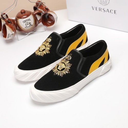 Cheap Versace Casual Shoes For Men #1209685 Replica Wholesale [$68.00 USD] [ITEM#1209685] on Replica Versace Casual Shoes