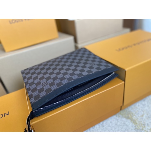 Cheap Louis Vuitton AAA Man Wallets #1209686 Replica Wholesale [$76.00 USD] [ITEM#1209686] on Replica Louis Vuitton AAA Man Wallets