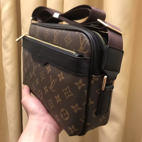 Cheap Louis Vuitton AAA Man Messenger Bags #1209749 Replica Wholesale [$92.00 USD] [ITEM#1209749] on Replica Louis Vuitton AAA Man Messenger Bags