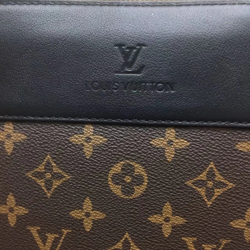 Cheap Louis Vuitton AAA Man Messenger Bags #1209756 Replica Wholesale [$88.00 USD] [ITEM#1209756] on Replica Louis Vuitton AAA Man Messenger Bags