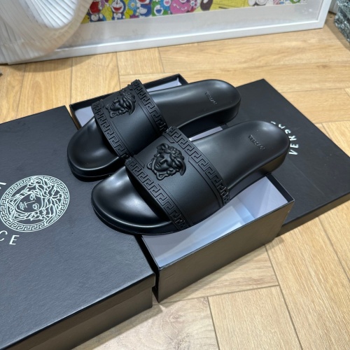 Cheap Versace Slippers For Men #1209988 Replica Wholesale [$72.00 USD] [ITEM#1209988] on Replica Versace Slippers