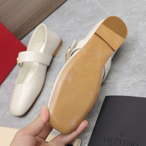 Cheap Valentino Flat Shoes For Women #1210336 Replica Wholesale [$108.00 USD] [ITEM#1210336] on Replica Valentino Flat Shoes