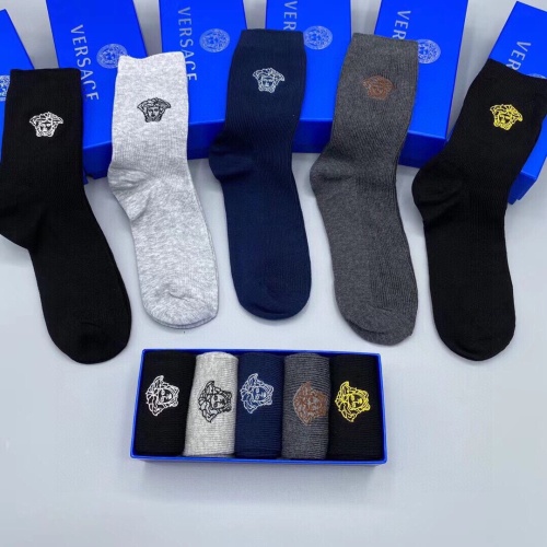 Cheap Versace Socks #1210467 Replica Wholesale [$29.00 USD] [ITEM#1210467] on Replica Versace Socks