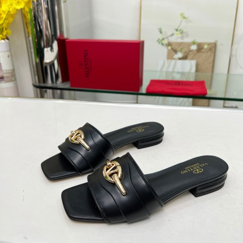 Cheap Valentino Slippers For Women #1210673 Replica Wholesale [$88.00 USD] [ITEM#1210673] on Replica Valentino Slippers