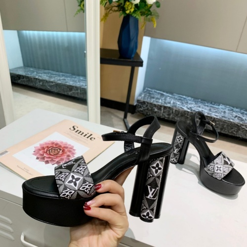 Cheap Louis Vuitton Sandal For Women #1211021 Replica Wholesale [$125.00 USD] [ITEM#1211021] on Replica Louis Vuitton Sandal