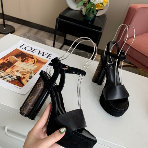 Cheap Louis Vuitton Sandal For Women #1211031 Replica Wholesale [$125.00 USD] [ITEM#1211031] on Replica Louis Vuitton Sandal