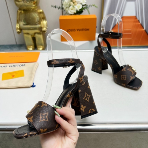 Cheap Louis Vuitton Sandal For Women #1211049 Replica Wholesale [$112.00 USD] [ITEM#1211049] on Replica Louis Vuitton Sandal