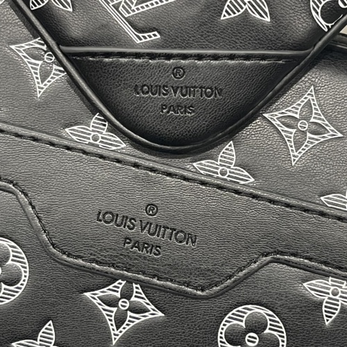 Cheap Louis Vuitton AAA Man Messenger Bags #1211222 Replica Wholesale [$80.00 USD] [ITEM#1211222] on Replica Louis Vuitton AAA Man Messenger Bags