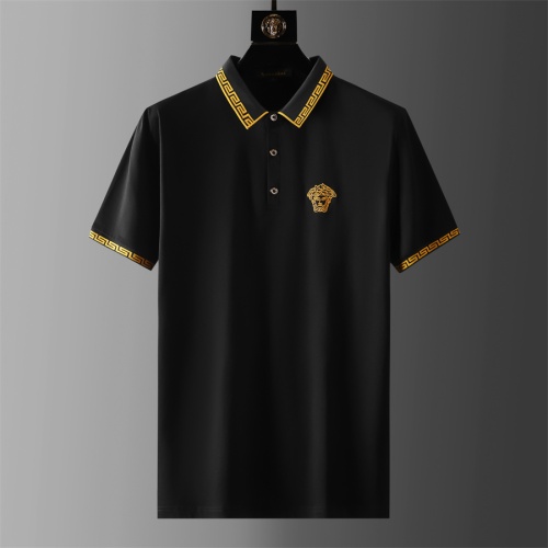 Cheap Versace Tracksuits Short Sleeved For Men #1211502 Replica Wholesale [$68.00 USD] [ITEM#1211502] on Replica Versace Tracksuits