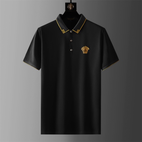 Cheap Versace Tracksuits Short Sleeved For Men #1211543 Replica Wholesale [$72.00 USD] [ITEM#1211543] on Replica Versace Tracksuits