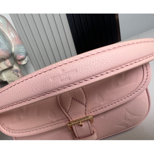 Cheap Louis Vuitton AAA Quality Messenger Bags For Women #1211923 Replica Wholesale [$192.00 USD] [ITEM#1211923] on Replica Louis Vuitton AAA Quality Messenger Bags