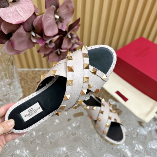 Cheap Valentino Slippers For Women #1212192 Replica Wholesale [$102.00 USD] [ITEM#1212192] on Replica Valentino Slippers