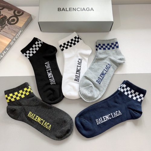Cheap Balenciaga Socks For Men #1212754 Replica Wholesale [$25.00 USD] [ITEM#1212754] on Replica Balenciaga Socks