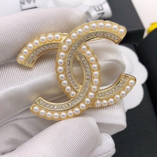 Cheap Chanel Brooches For Women #1213075 Replica Wholesale [$29.00 USD] [ITEM#1213075] on Replica Chanel Brooches