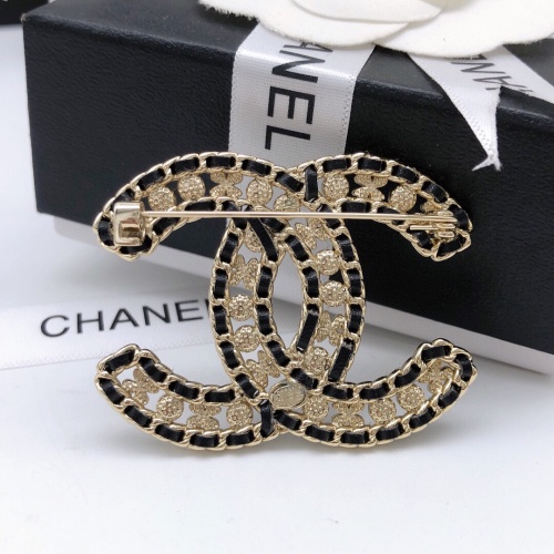 Cheap Chanel Brooches For Women #1213221 Replica Wholesale [$27.00 USD] [ITEM#1213221] on Replica Chanel Brooches