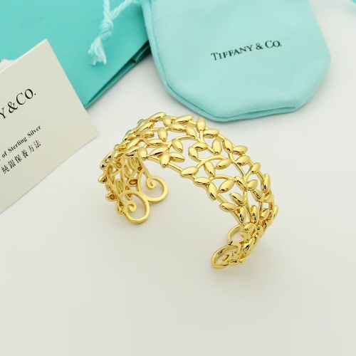 Cheap Tiffany Bracelets #1213299 Replica Wholesale [$34.00 USD] [ITEM#1213299] on Replica Tiffany Bracelets