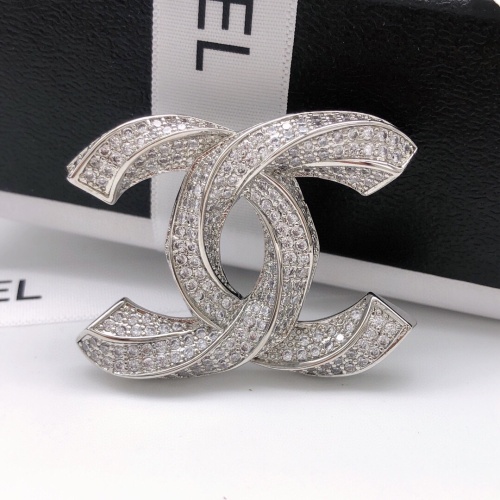 Cheap Chanel Brooches For Women #1213508 Replica Wholesale [$32.00 USD] [ITEM#1213508] on Replica Chanel Brooches