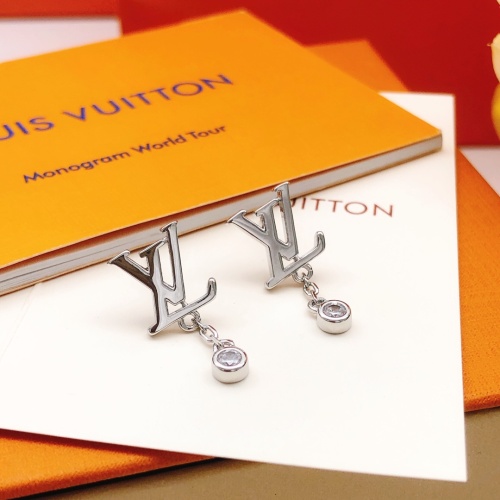 Cheap Louis Vuitton Earrings For Women #1213542 Replica Wholesale [$27.00 USD] [ITEM#1213542] on Replica Louis Vuitton Earrings