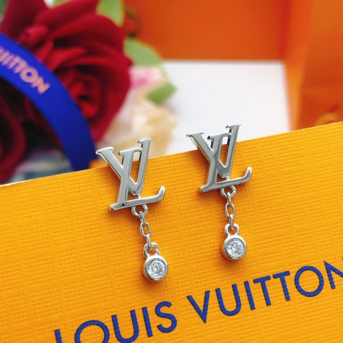 Cheap Louis Vuitton Earrings For Women #1213542 Replica Wholesale [$27.00 USD] [ITEM#1213542] on Replica Louis Vuitton Earrings