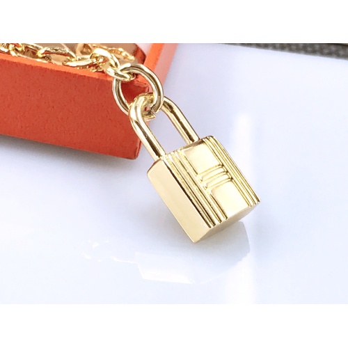 Cheap Hermes Key Holder And Bag Buckle #1213970 Replica Wholesale [$36.00 USD] [ITEM#1213970] on Replica Hermes Key Holder And Bag Buckle