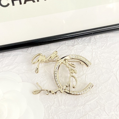 Cheap Chanel Brooches For Women #1214235 Replica Wholesale [$32.00 USD] [ITEM#1214235] on Replica Chanel Brooches