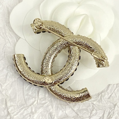 Cheap Chanel Brooches For Women #1214253 Replica Wholesale [$34.00 USD] [ITEM#1214253] on Replica Chanel Brooches