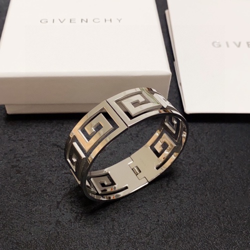 Cheap Givenchy Bracelets #1214262 Replica Wholesale [$32.00 USD] [ITEM#1214262] on Replica Givenchy Bracelets