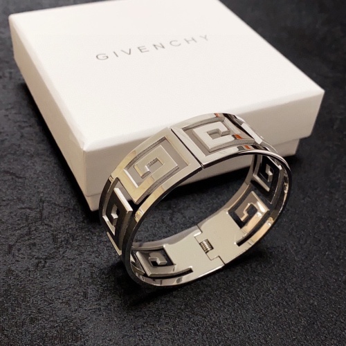 Cheap Givenchy Bracelets #1214262 Replica Wholesale [$32.00 USD] [ITEM#1214262] on Replica Givenchy Bracelets