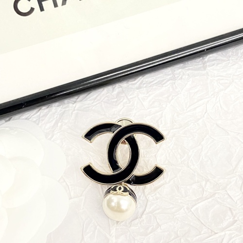 Cheap Chanel Brooches For Women #1214501 Replica Wholesale [$36.00 USD] [ITEM#1214501] on Replica Chanel Brooches