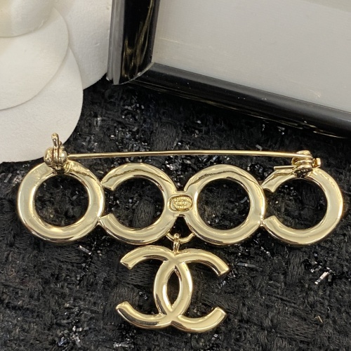 Cheap Chanel Brooches For Women #1214675 Replica Wholesale [$34.00 USD] [ITEM#1214675] on Replica Chanel Brooches