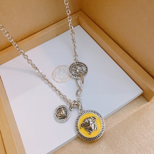 Cheap Versace Necklaces #1214845 Replica Wholesale [$60.00 USD] [ITEM#1214845] on Replica Versace Necklaces