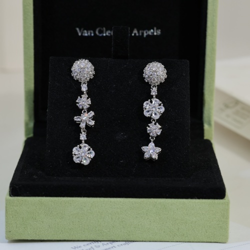 Cheap Van Cleef &amp; Arpels Earrings For Women #1214908 Replica Wholesale [$39.00 USD] [ITEM#1214908] on Replica Van Cleef &amp; Arpels Earrings