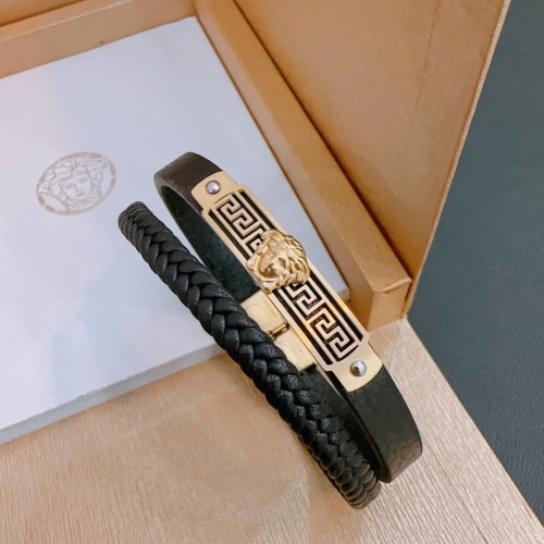 Cheap Versace Bracelets #1214956 Replica Wholesale [$42.00 USD] [ITEM#1214956] on Replica Versace Bracelets