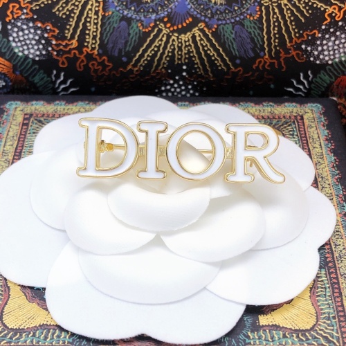 Cheap Christian Dior Brooches For Women #1215103 Replica Wholesale [$27.00 USD] [ITEM#1215103] on Replica Christian Dior Brooches