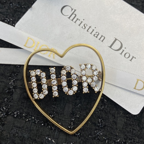 Cheap Christian Dior Brooches For Women #1215453 Replica Wholesale [$29.00 USD] [ITEM#1215453] on Replica Christian Dior Brooches