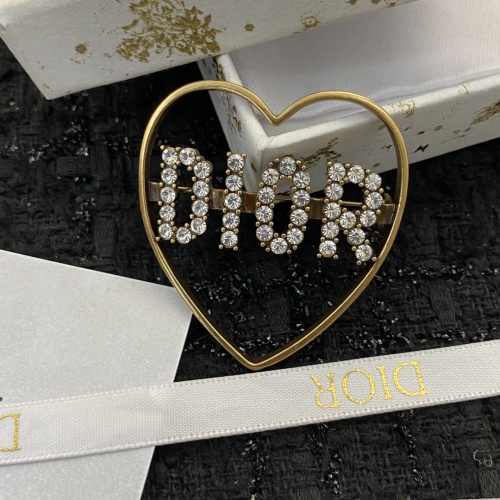 Cheap Christian Dior Brooches For Women #1215453 Replica Wholesale [$29.00 USD] [ITEM#1215453] on Replica Christian Dior Brooches