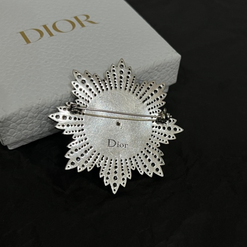 Cheap Christian Dior Brooches For Women #1215642 Replica Wholesale [$64.00 USD] [ITEM#1215642] on Replica Christian Dior Brooches