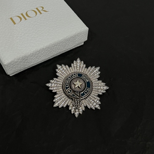 Cheap Christian Dior Brooches For Women #1215642 Replica Wholesale [$64.00 USD] [ITEM#1215642] on Replica Christian Dior Brooches