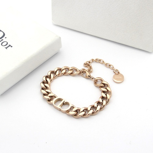 Cheap Christian Dior Bracelets #1215669 Replica Wholesale [$29.00 USD] [ITEM#1215669] on Replica Christian Dior Bracelets